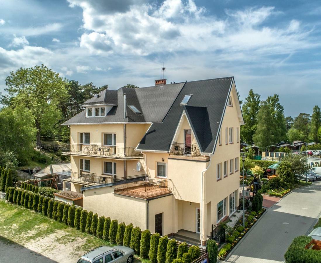D.L.Blazkiewicz Bed & Breakfast Миелно Екстериор снимка